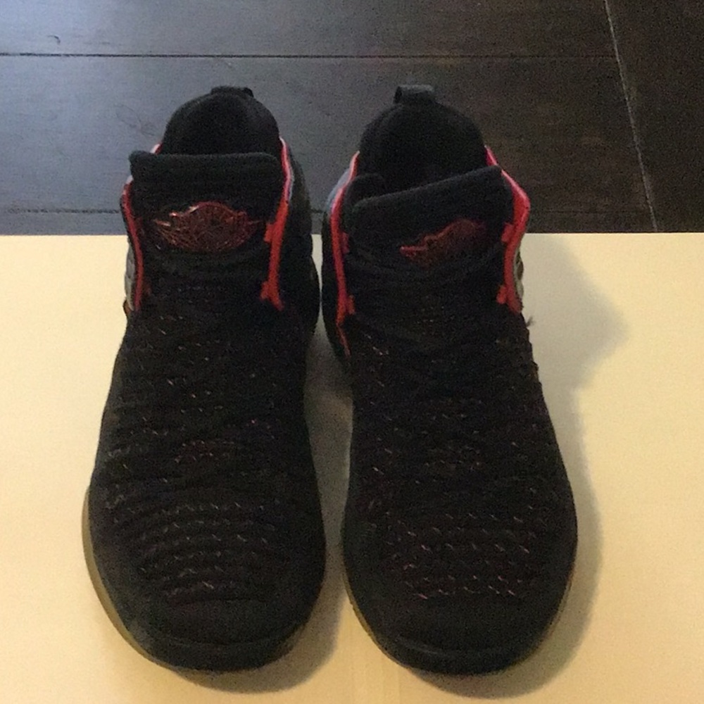 Big boys Air Jordan sneakers